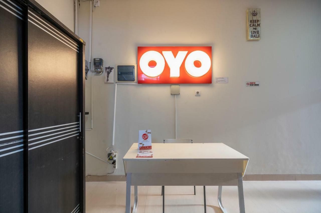 Oyo 697 Olivia Inn Denpasar Legian  Luaran gambar