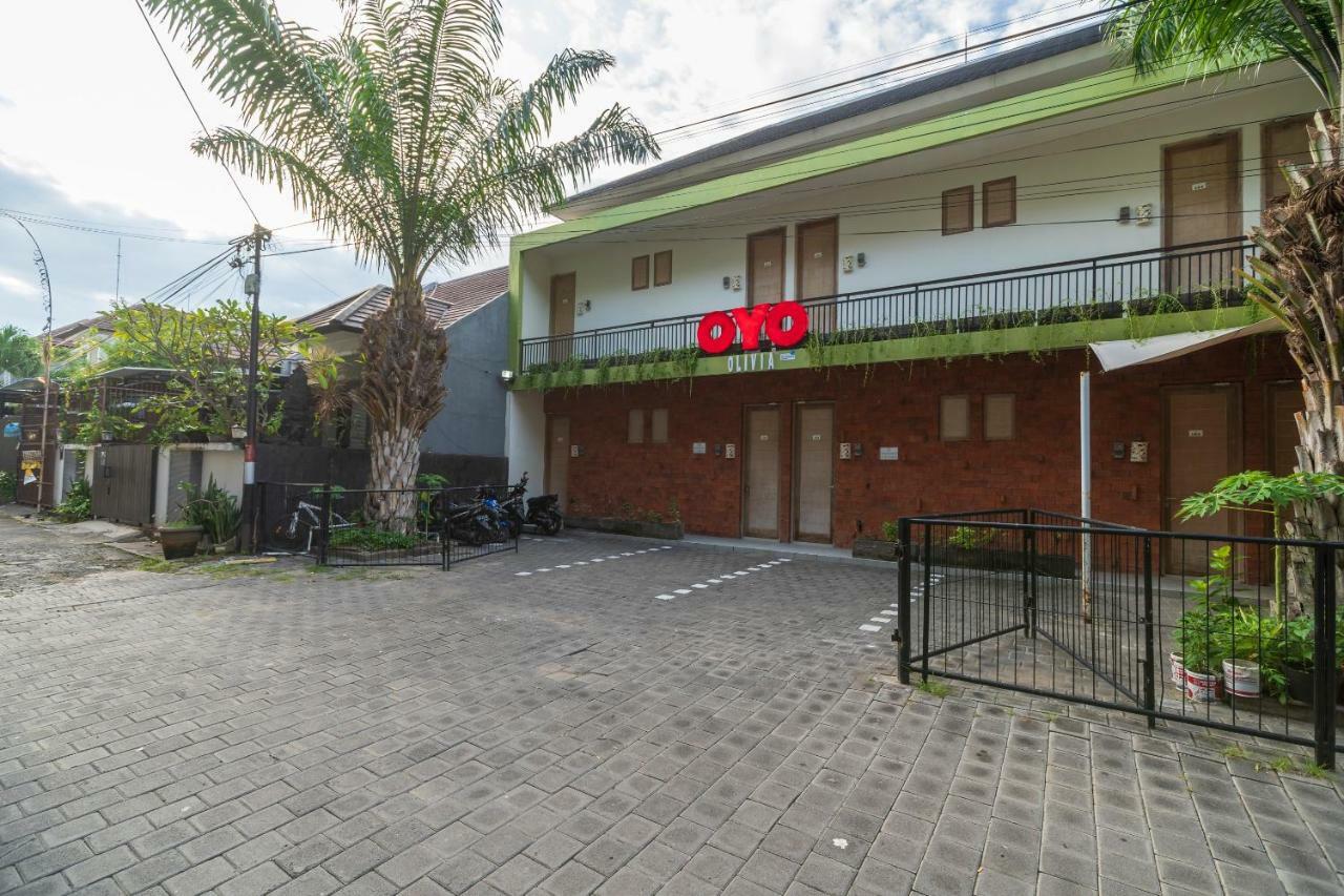 Oyo 697 Olivia Inn Denpasar Legian  Luaran gambar